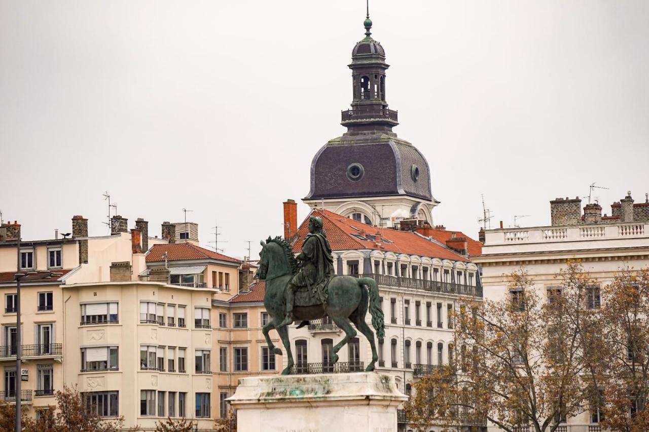 Dify Petit Prince - Place Bellecour Lyon Luaran gambar